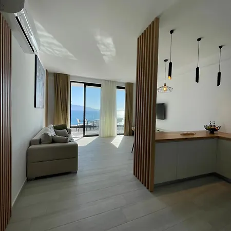Panorama F2 Seaview *