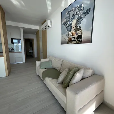Panorama F2 Seaview *
